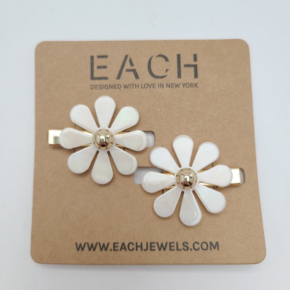 EACH Flower Barrette Set NWT